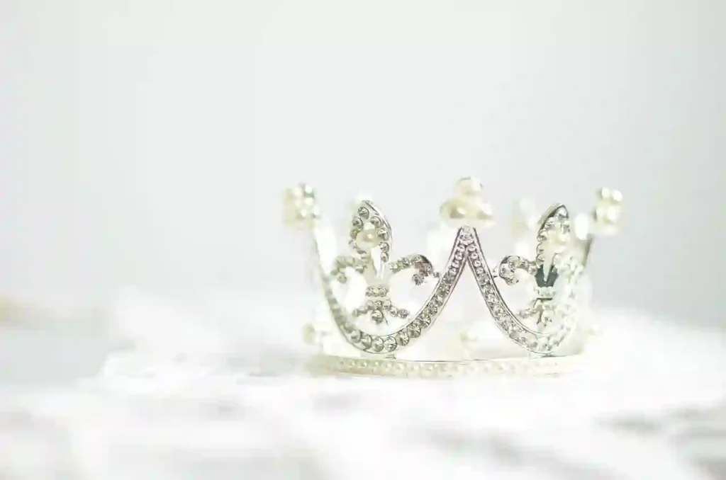 diamond crown of kings